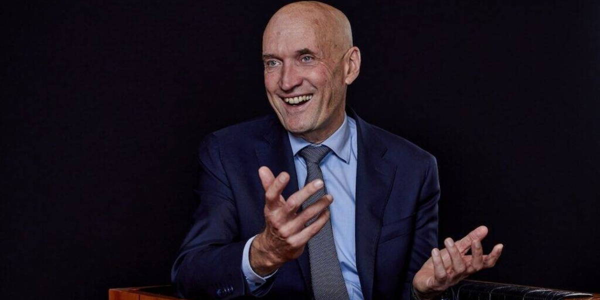 Minister Kuipers coverstory ICT&health 6 2022