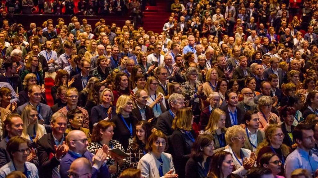 ‘Niet langer praten, maar gewoon doen’