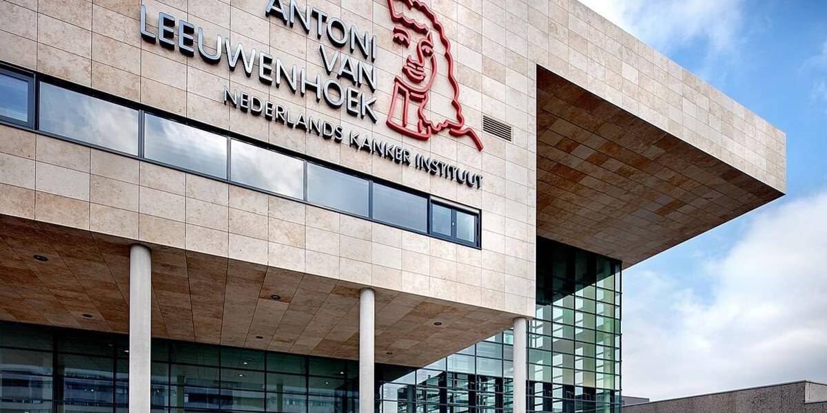 Antoni van Leeuwenhoek; Gevel