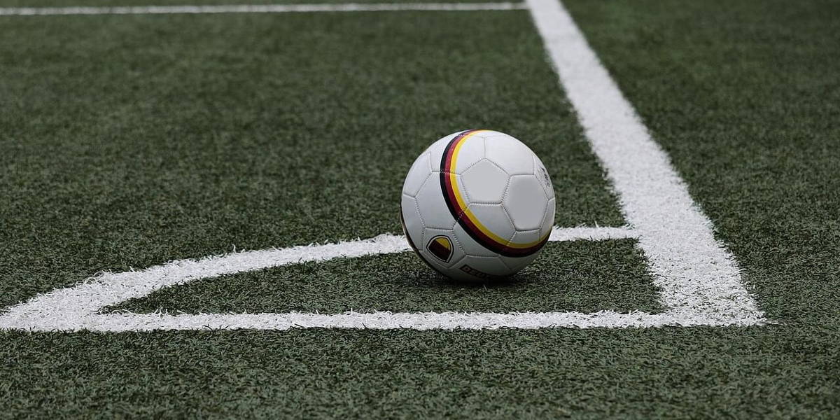 football-3471402_1280