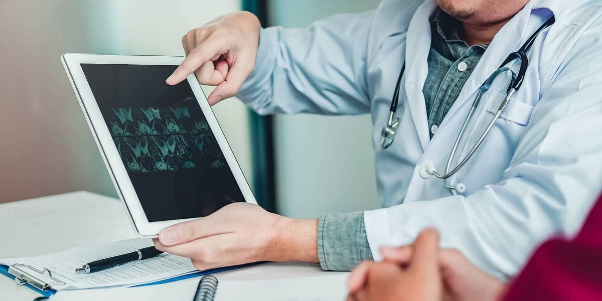 Ars-tablet-patient-AI-Ehealth