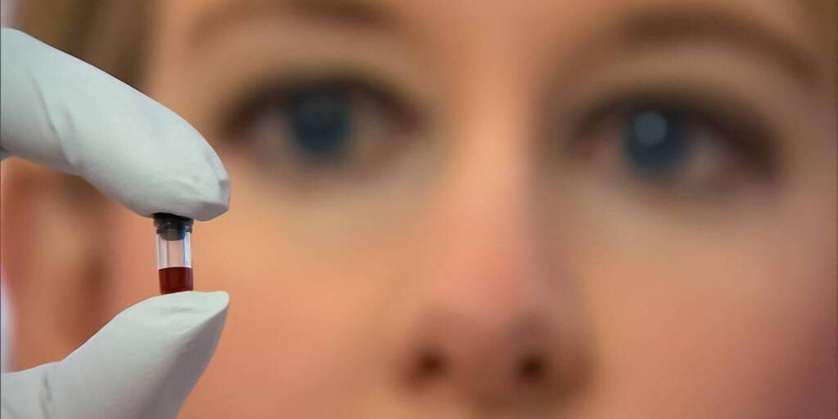 theranos-nanotainer_edited